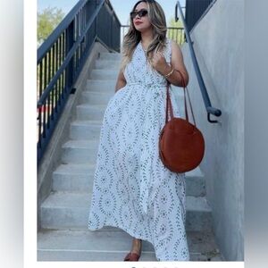 A New Day Embroidered Elegant White and Green Maxi Dress NWT Small